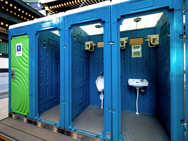 Portable bathroom rental